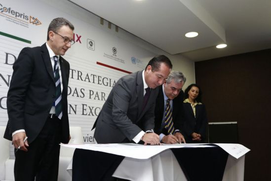 COFEPRIS y la UNODC firman acuerdo para impulsar cuidados paliativos