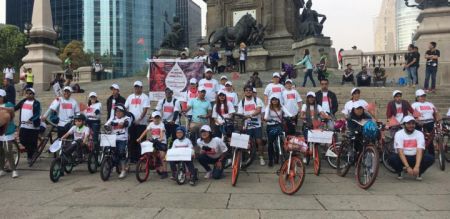 Personas que viven con hemofilia pedalean por acceso igualitario a tratamientos