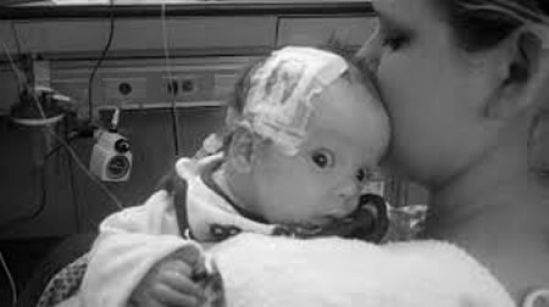 Piden investigación y acceso oportuno a tratamiento para quienes viven con una enfermedad rara